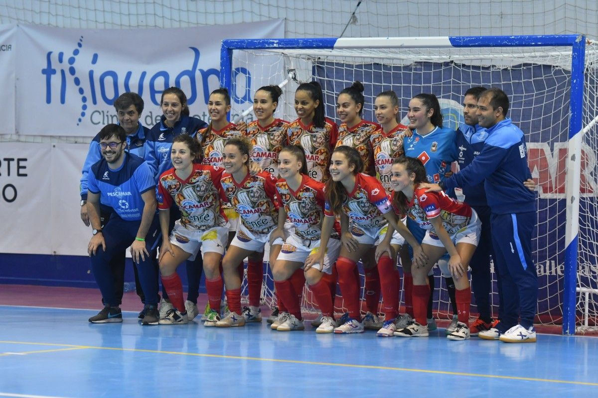 Partido entre Poio Pescamar e Ucam El Pozo Murcia na Seca