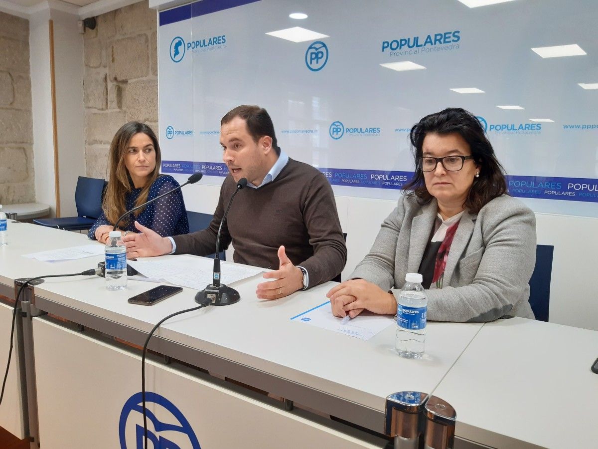 Pepa Pardo, Jorge Cubela y Carmen Amoedo, diputados provinciales del PP