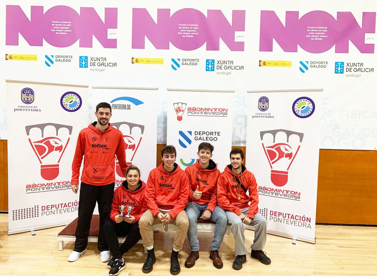 Equipo do Bádminton Ravachol no III Trofeo Cidade de Pontevedra