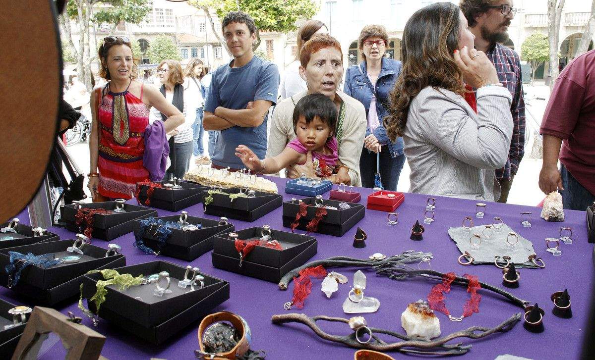 Feria de Artesanía Chalana en el Paseo de Odriozola