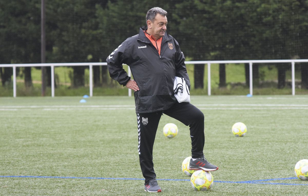 Primeiro adestramento do Pontevedra con Carlos Pouso