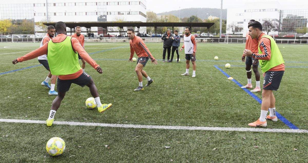 Entrenamiento del Pontevedra en A Xunqueira