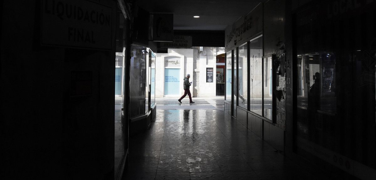 Só dous baixos teñen actividade nas galerías de Vázquez Lescaille