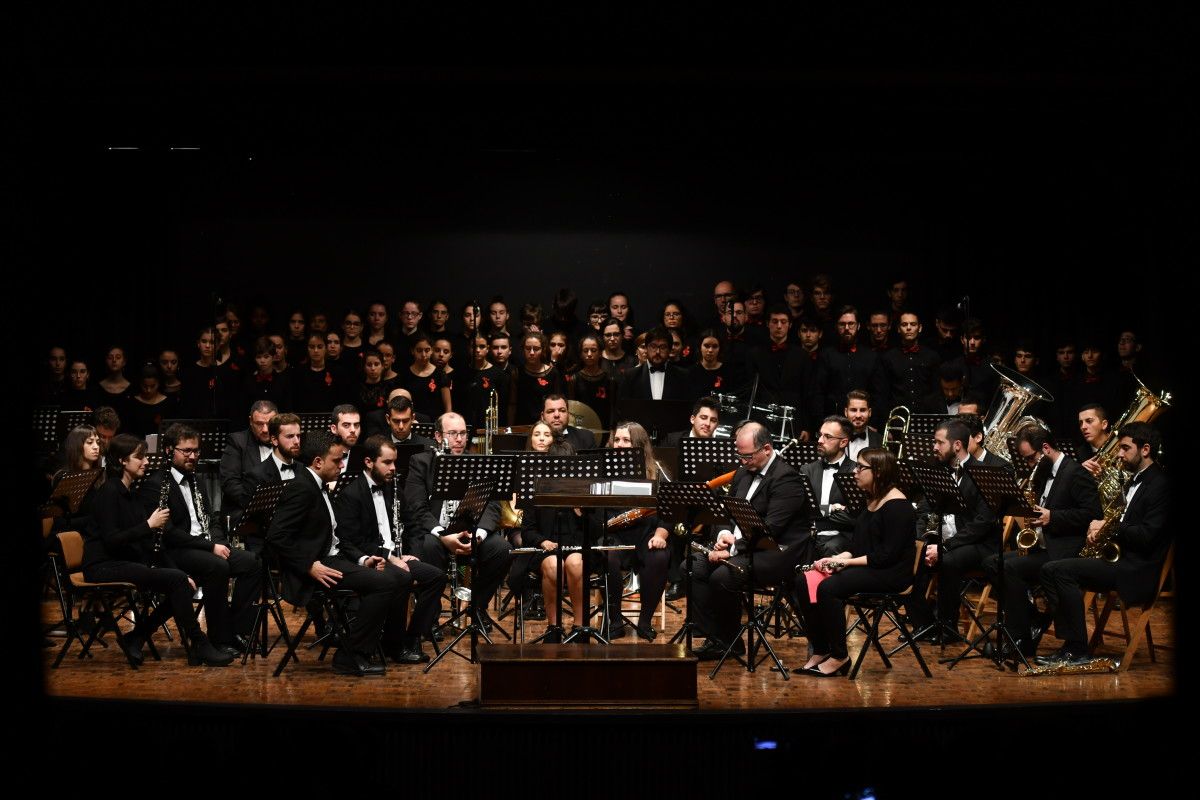 Concierto de la BMP y el coro "A Xunqueira"
