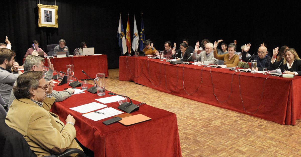 Pleno municipal en el Teatro Principal de Pontevedra