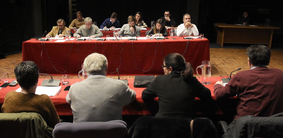 Pleno municipal no Teatro Principal de Pontevedra