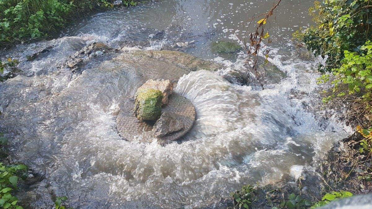 Vertedura nun sumidoiro do río Gafos