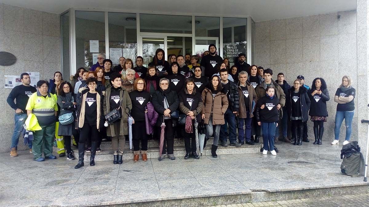 Concentración en Cuntis contra a violencia machista