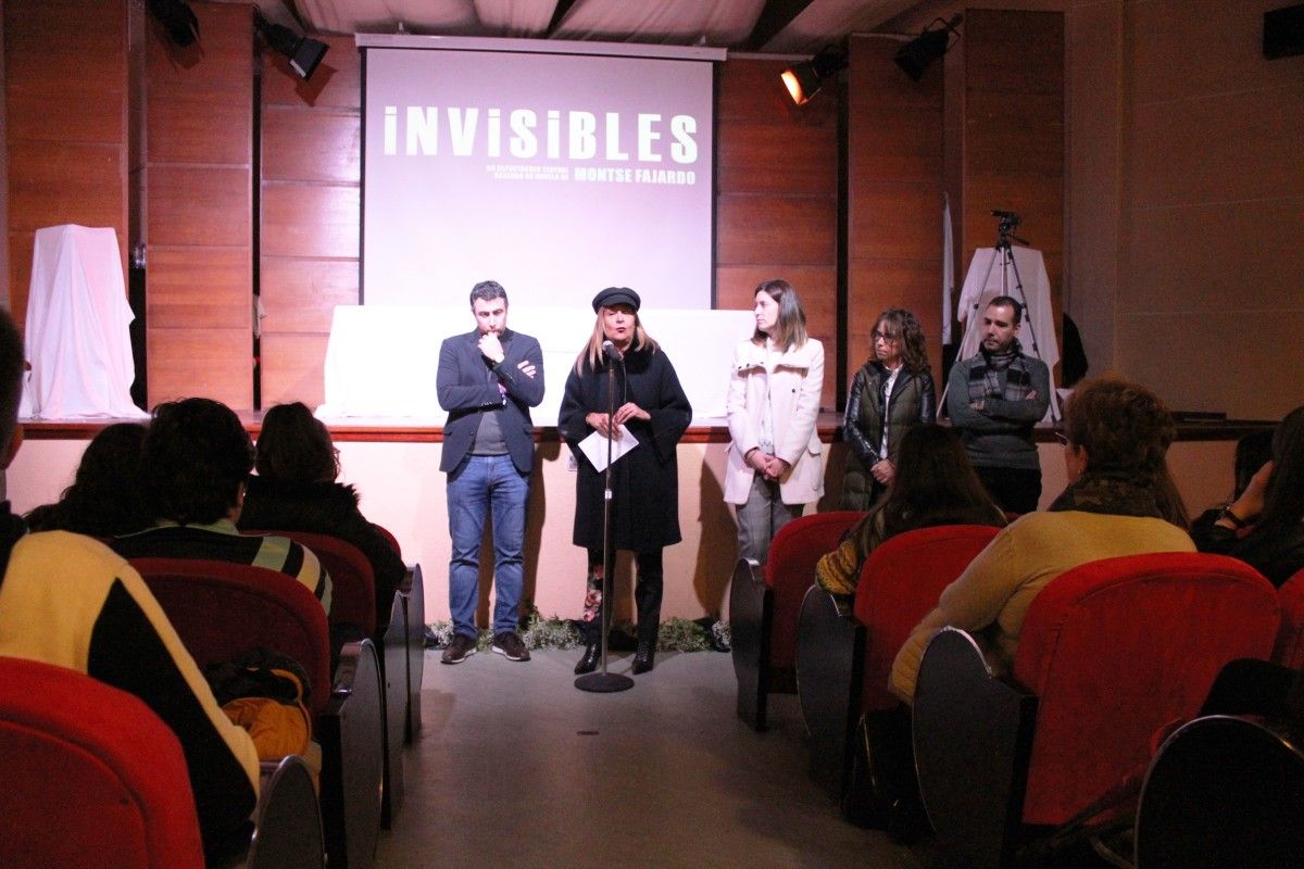 Carmela Silva na presentacion da obra "Invisibles" en Caldas de Reis