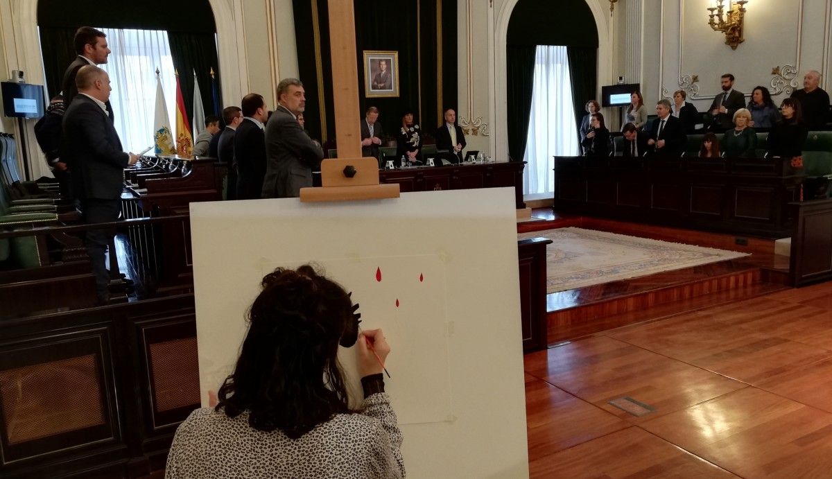 Acción contra la violencia machista en el Pleno de la Deputación