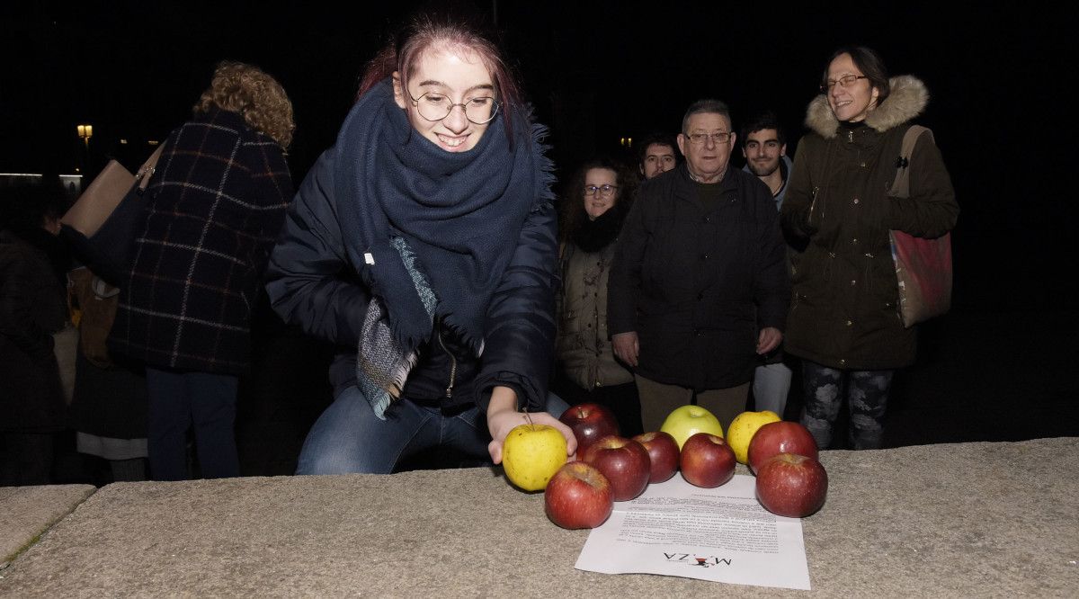 Concentración de Comando Mazá contra la violencia machista ante la Subdelegación del Gobierno