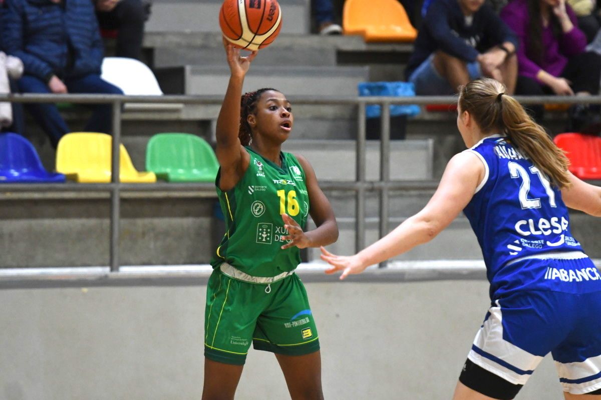 Margarita Moreira, no partido entre Arxil e Baxi Ferrol no CGTD
