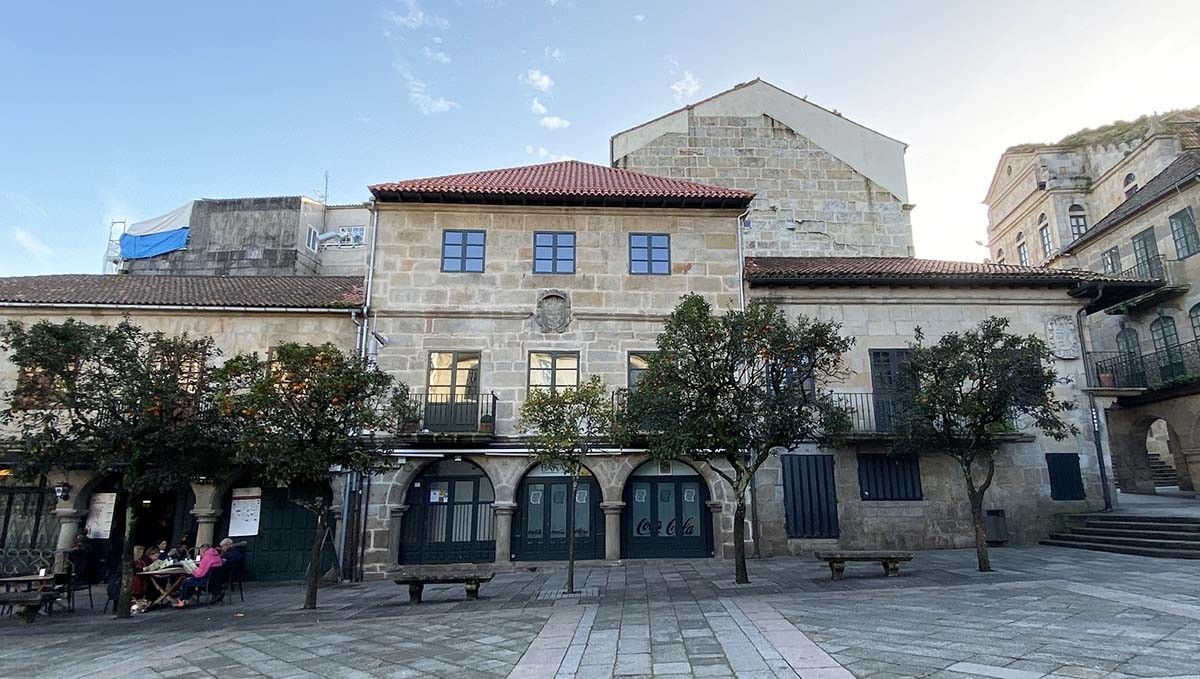 Edificio rehabilitado coas axudas da ARI do centro histórico