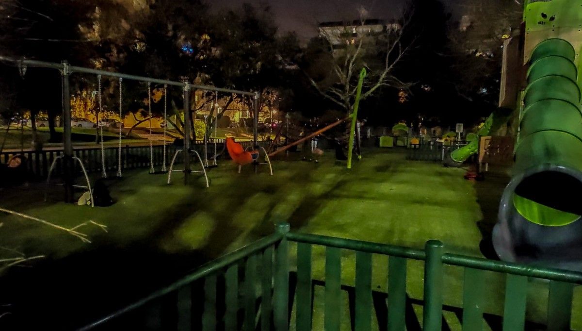 Cidadáns critica a falta de iluminación do Parque de Campolongo