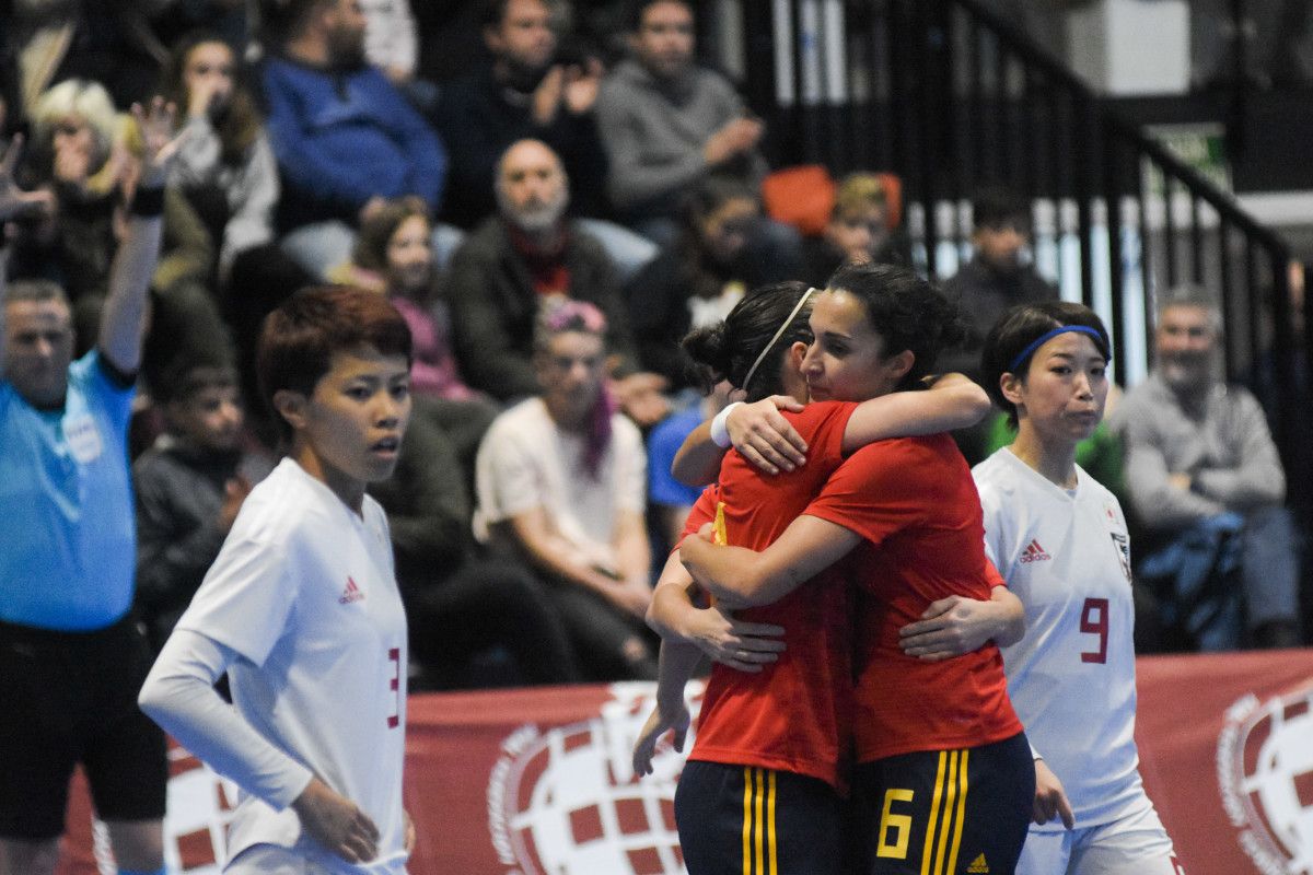 Partido entre España e Xapón de fútbol sala en Marín