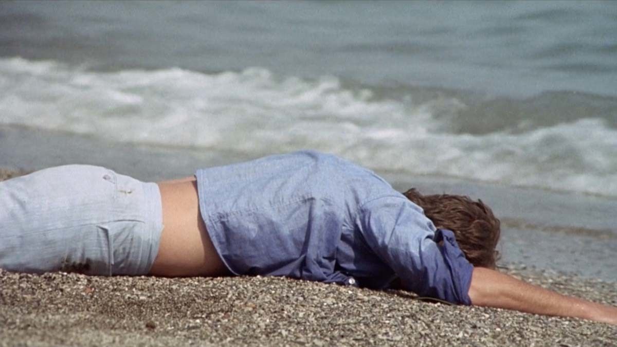 Fotograma de la película "Ne croyez surtout pas que je hurle"