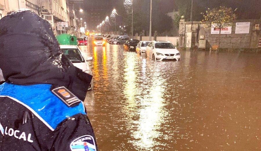 Inundaciones en la calle Fernando Olmedo