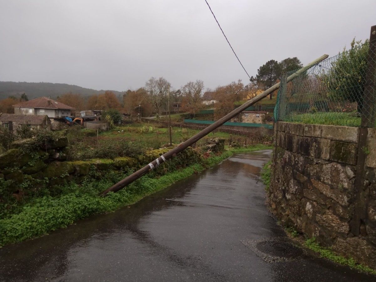 Efectos da borrasca Fabien en Buchabade, en Ponte Caldelas