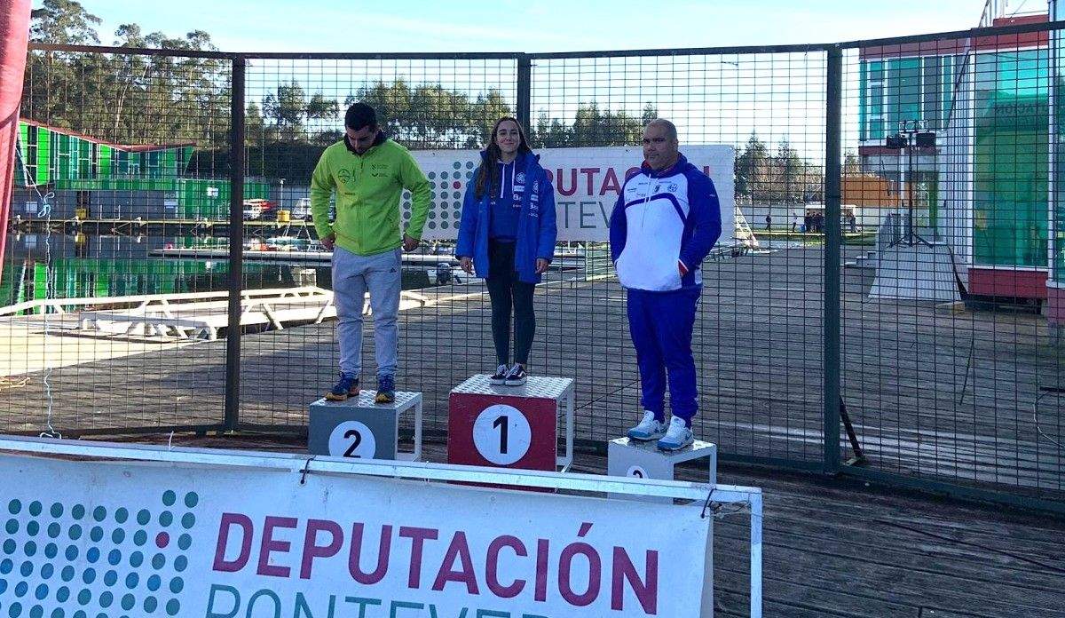 Podio do Trofeo Rías Baixas de Piragüismo