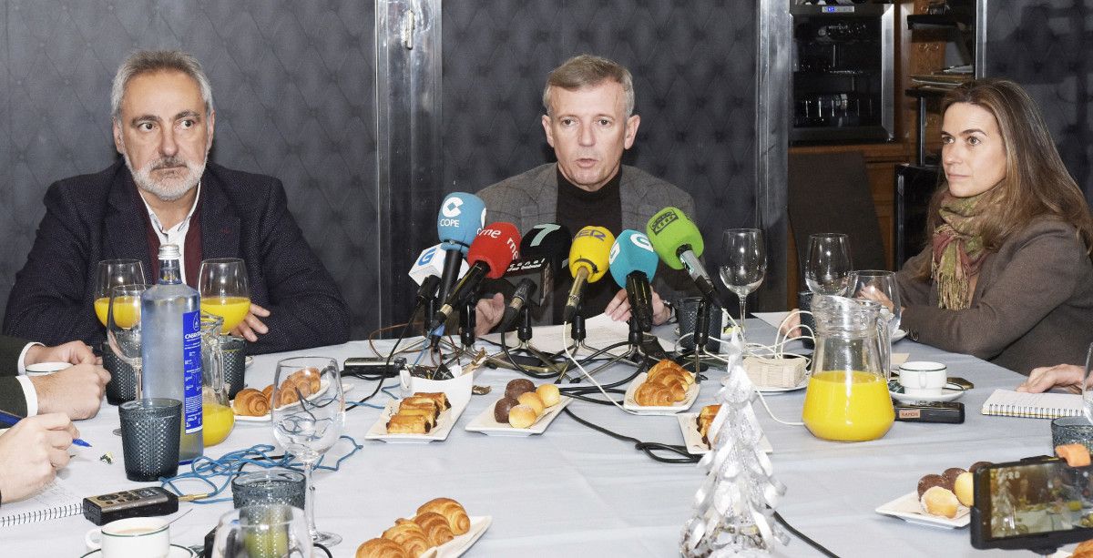 Desayuno informativo de Alfonso Rueda en Pontevedra