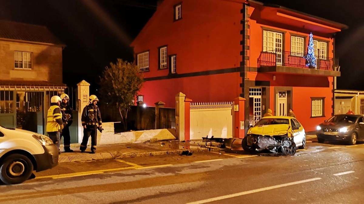Accidente en la PO-220, en Cuntis