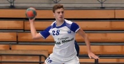 Rubén Sequeiros, cadete do Cisne, citado para unha concentración en Sierra Nevada pola Real Federación Española de Balonmán