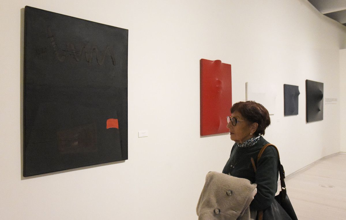 Inauguración da exposición dedicada a Leopoldo Nóvoa no Museo