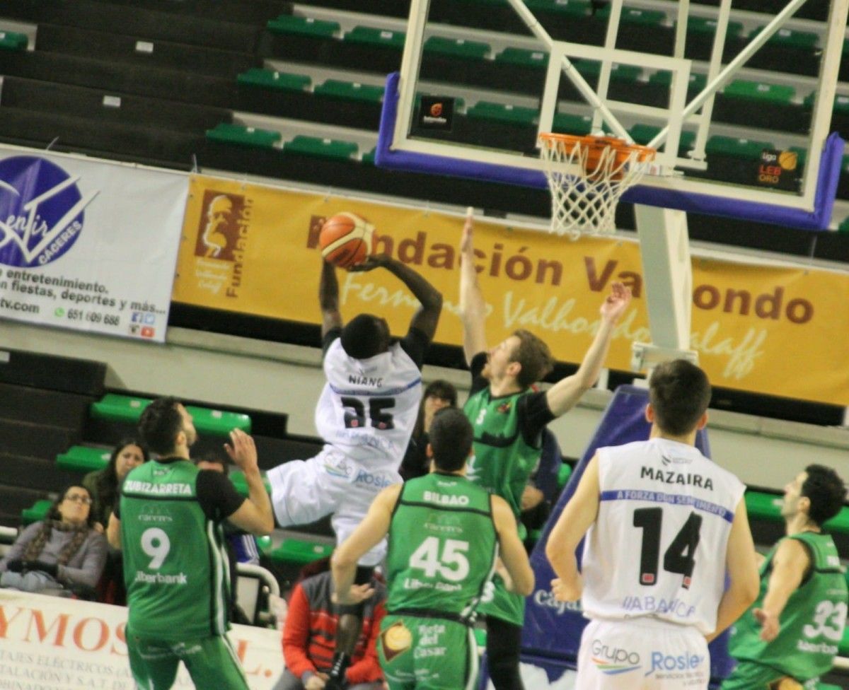 Partido de LEB Oro entre el Cáceres y el Peixe Galego