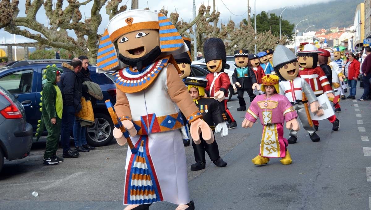 Desfile do Entroido en Bueu