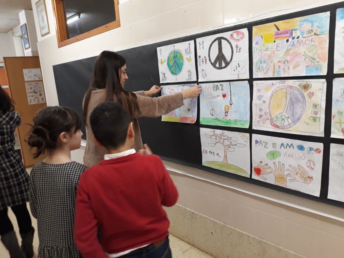 El alumnado del CEIP de Ponte Sampaio conmemora el Día de la Paz
