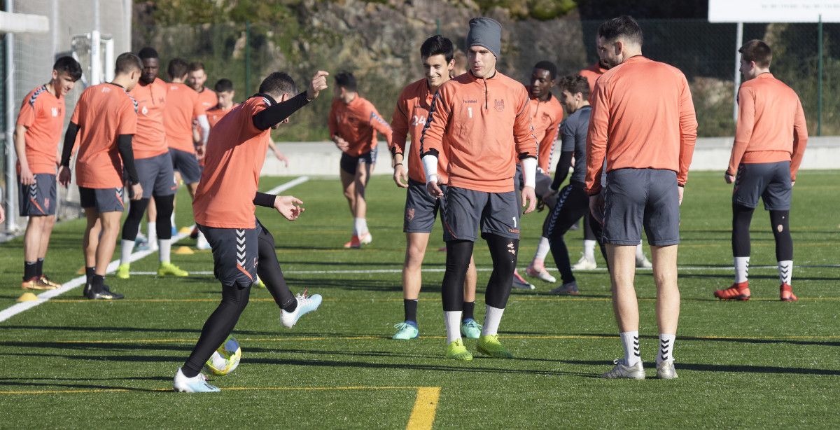 Entrenamiento del Pontevedra en Cerponzóns