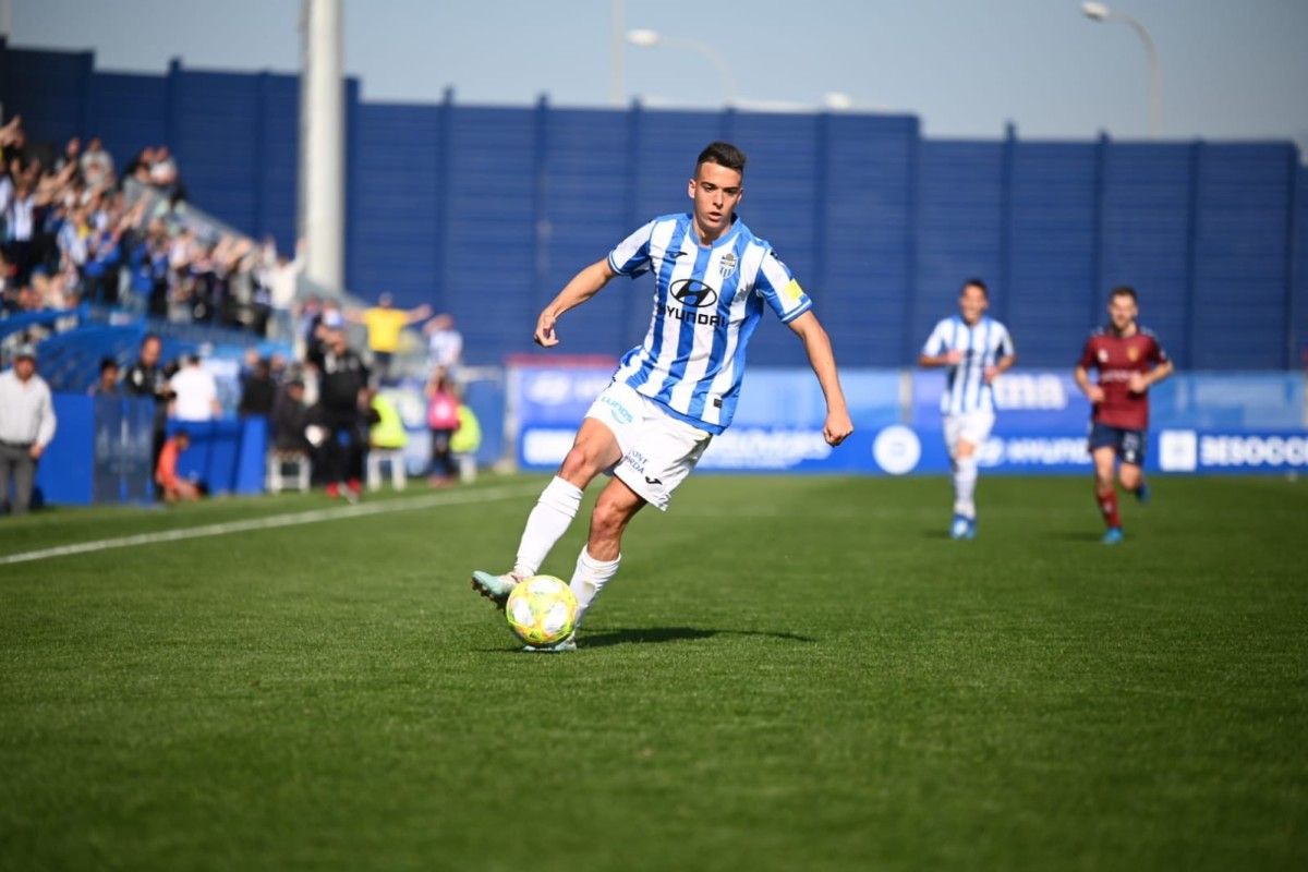 Partido entre Atlético Baleares y Pontevedra en Palma de Mallorca