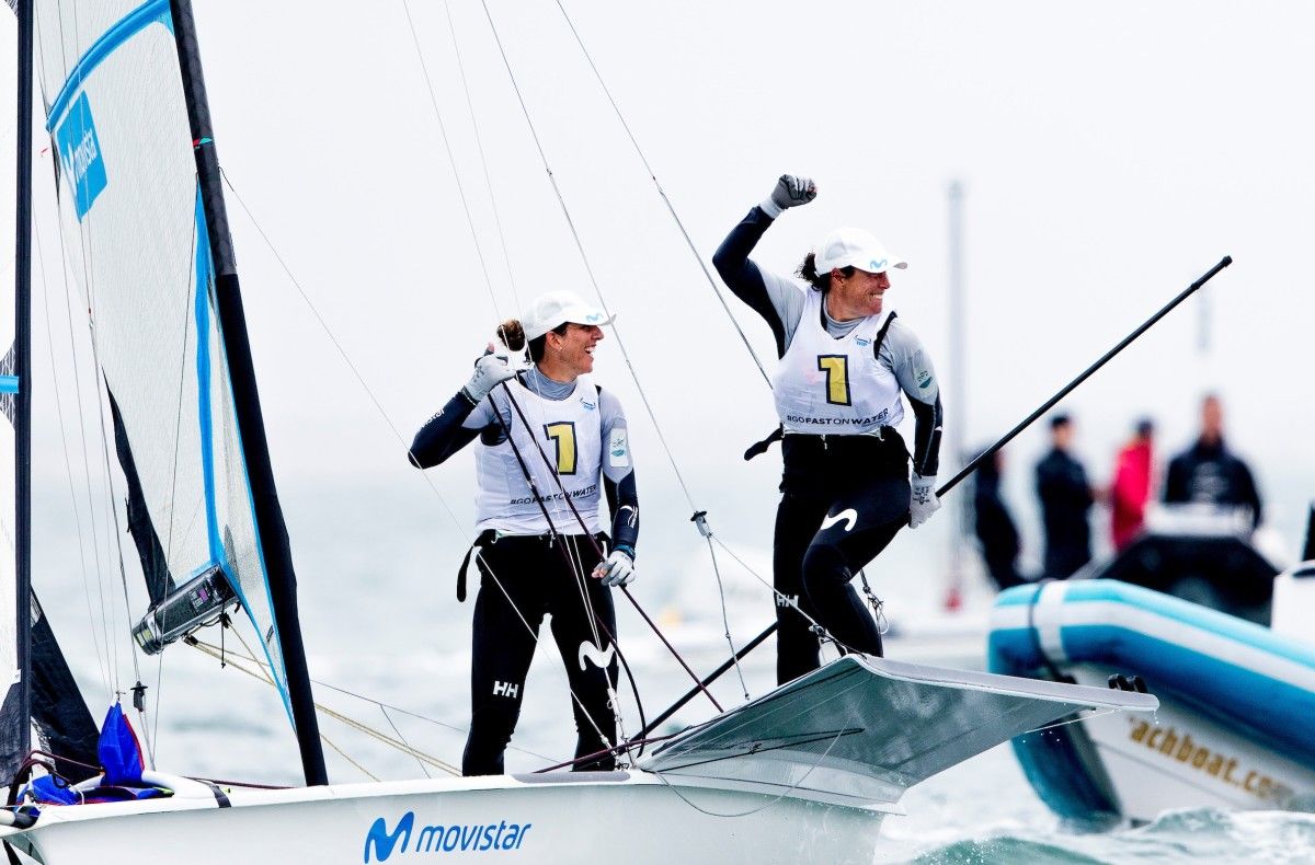 Paula Barceló y Támara Echegoyen ganan el mundial de vela de la clase 49er FX