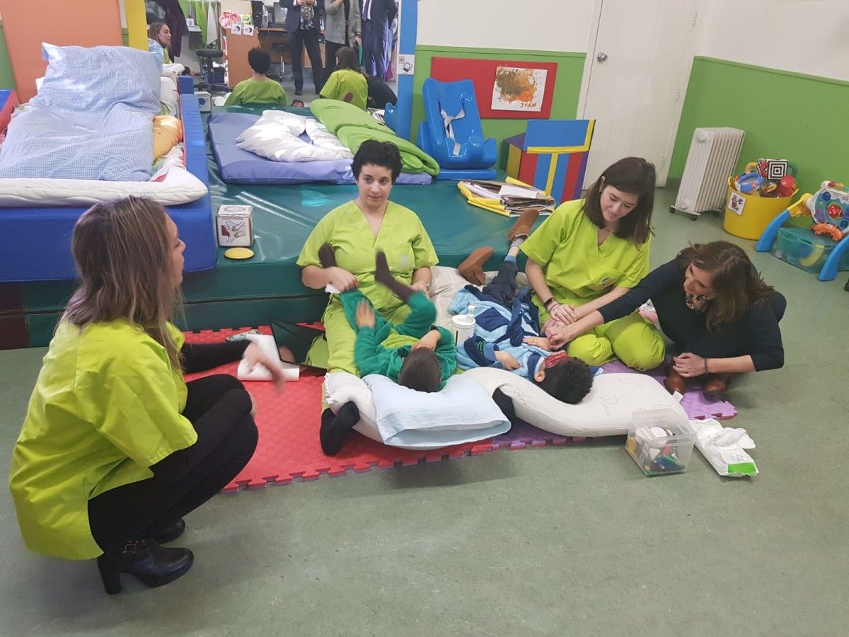 La conselleira de Educación, Carmen Pomar, visita el centro Amencer-Aspace