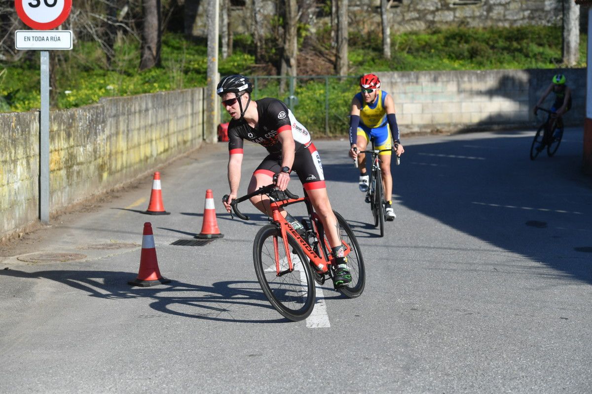 Alrededor de 150 participantes en la segunda edición del Duatlón de Poio