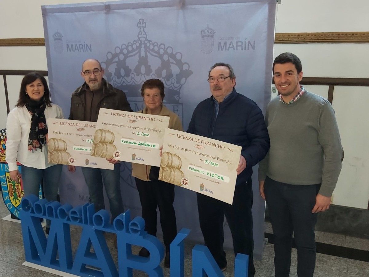 O Concello de Marín entrega as tres primeiras licenzas da tempada de furanchos