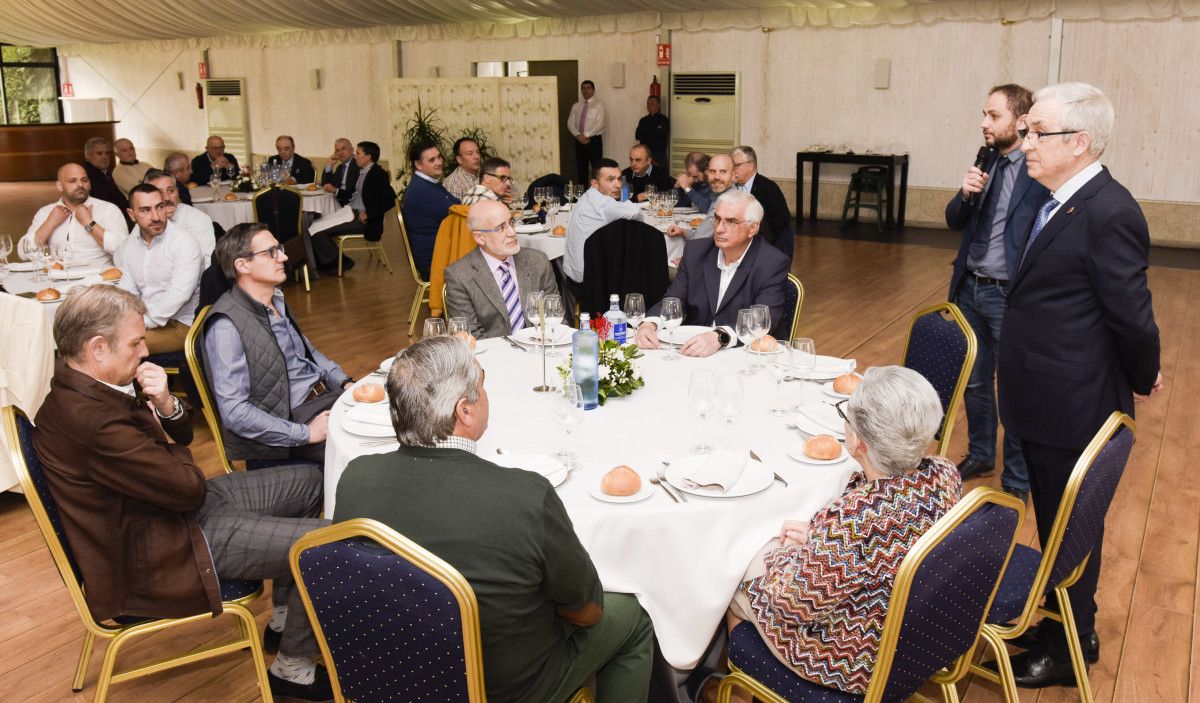 Comida de xubilación do comandante José Manuel Corral