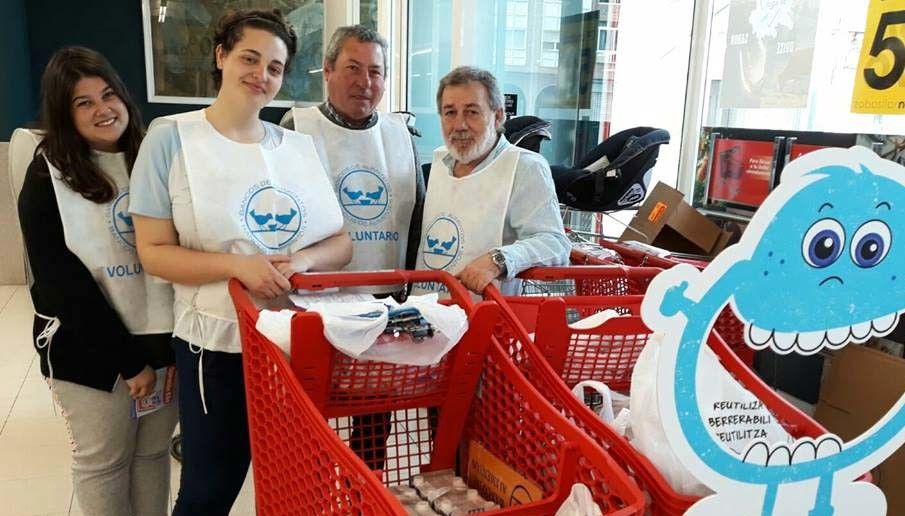 Voluntarios do Banco de Alimentos de Pontevedra
