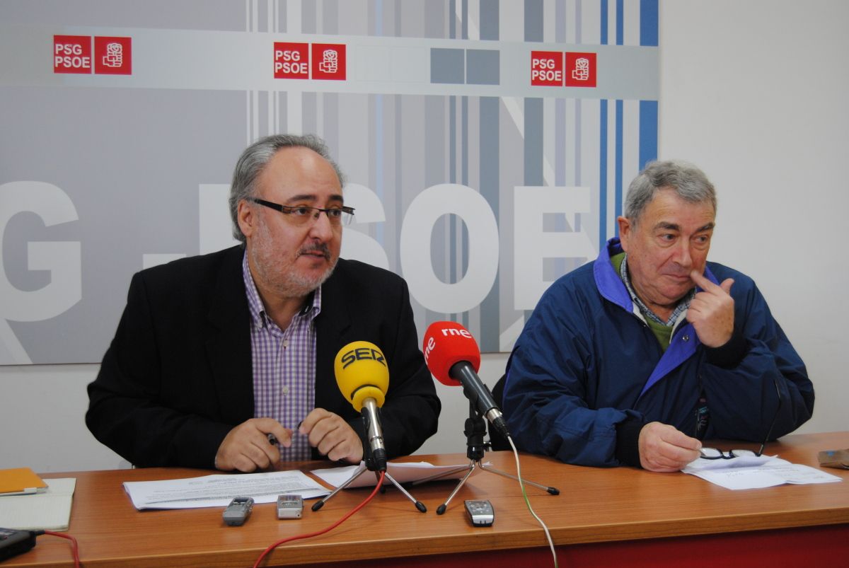 Guillermo Meijón e Benito Gama, durante unha rolda de prensa na sede do PSdeG-PSOE