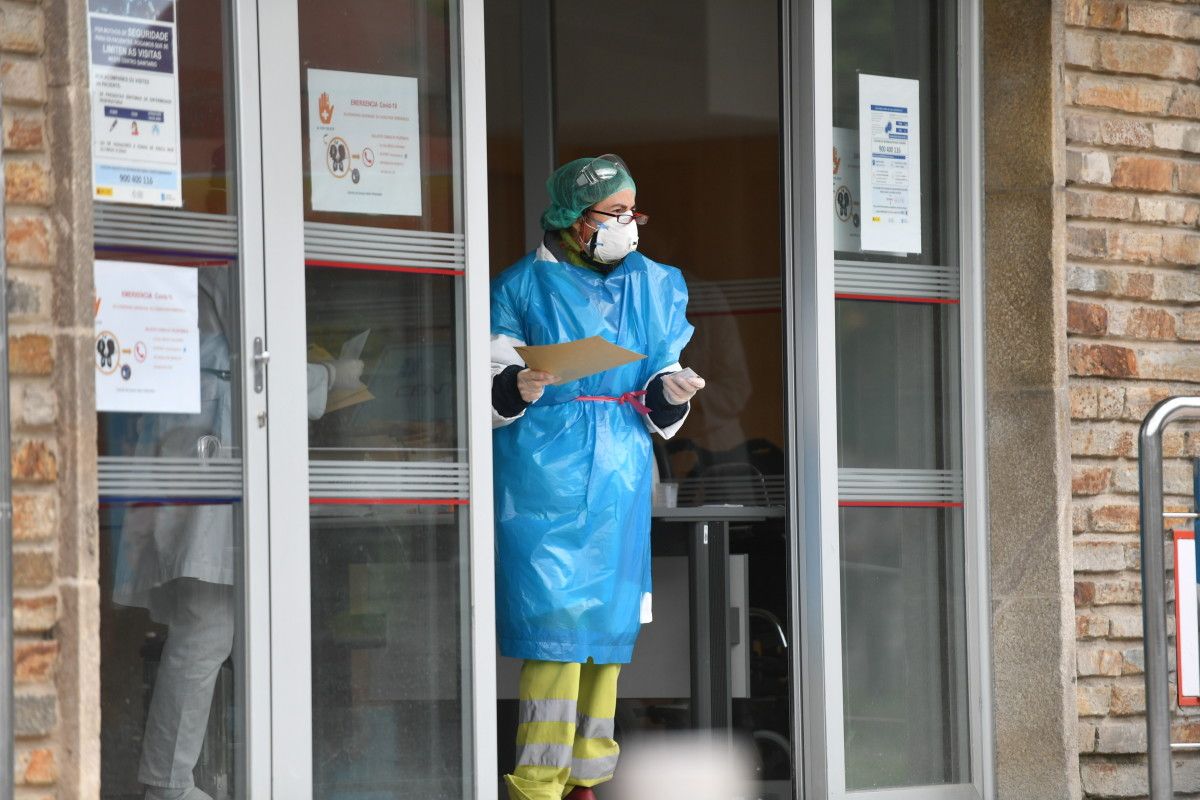 Personal sanitario del ambulatorio Virxe Peregrina el martes 31 de marzo