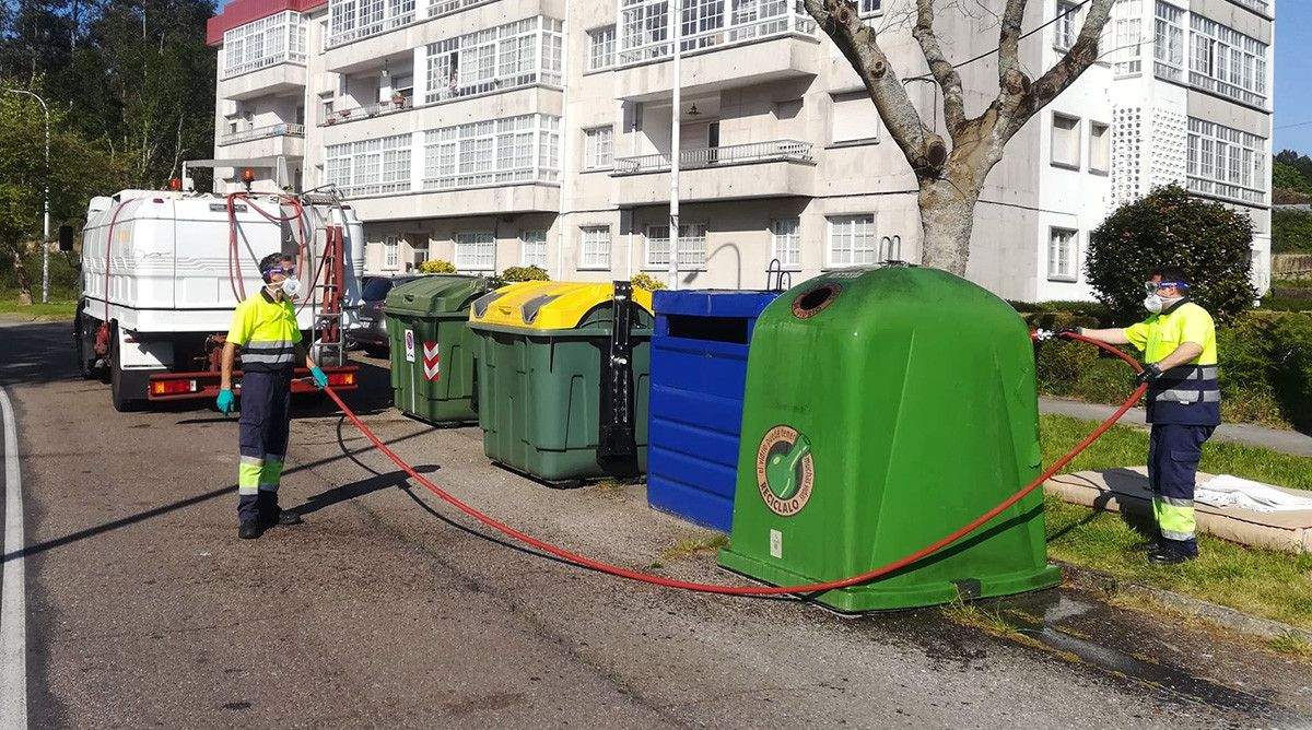 Limpeza de contedores de lixo en Pontevedra