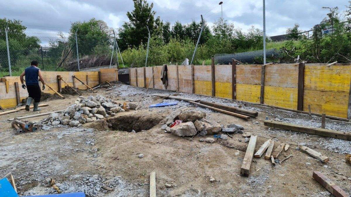 Obras do parque infantil de Médico Ballina