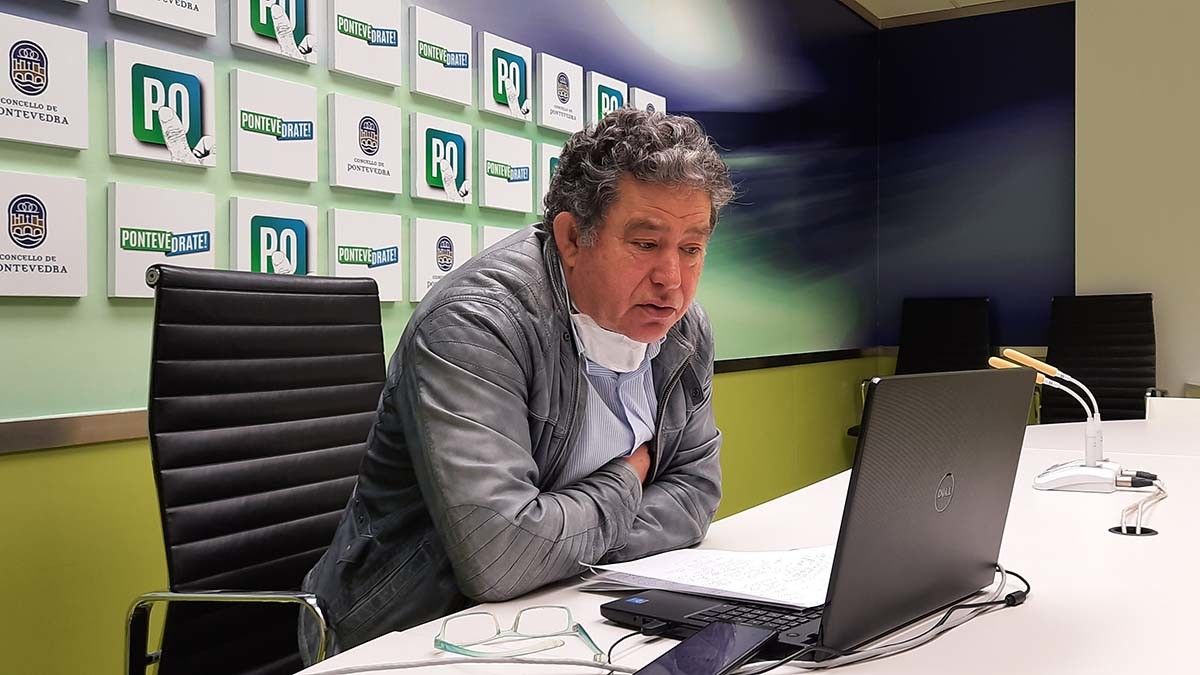 Videoconferencia do alcalde de Pontevedra