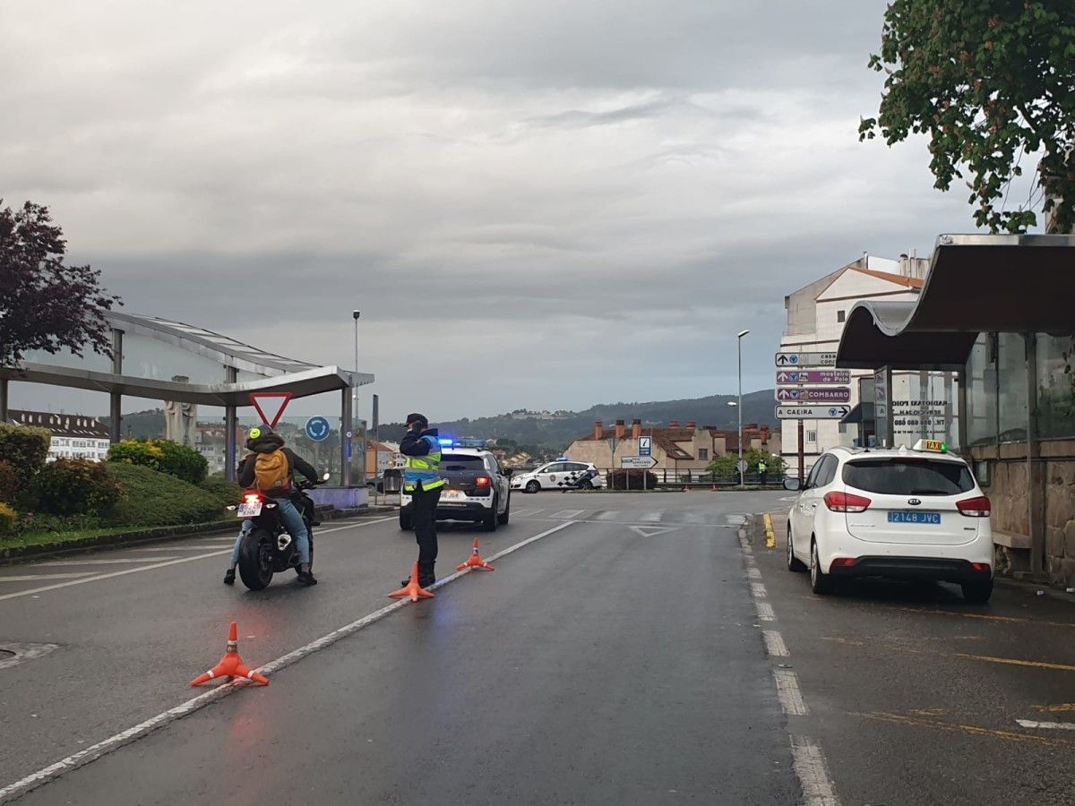 Control da Policía Local de Poio durante a Semana Santa