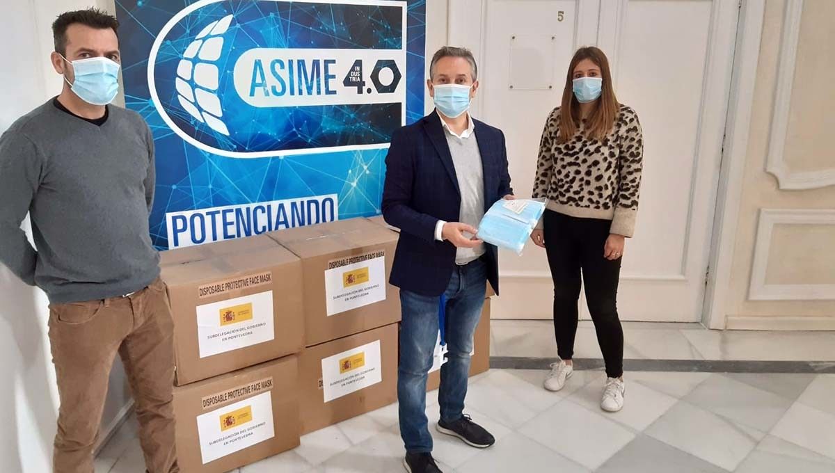 Máscaras repartidas polo Goberno entre as empresas