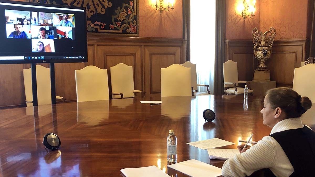 Encuentro telemático de Carmela Silva con los festivales de cine de Pontevedra