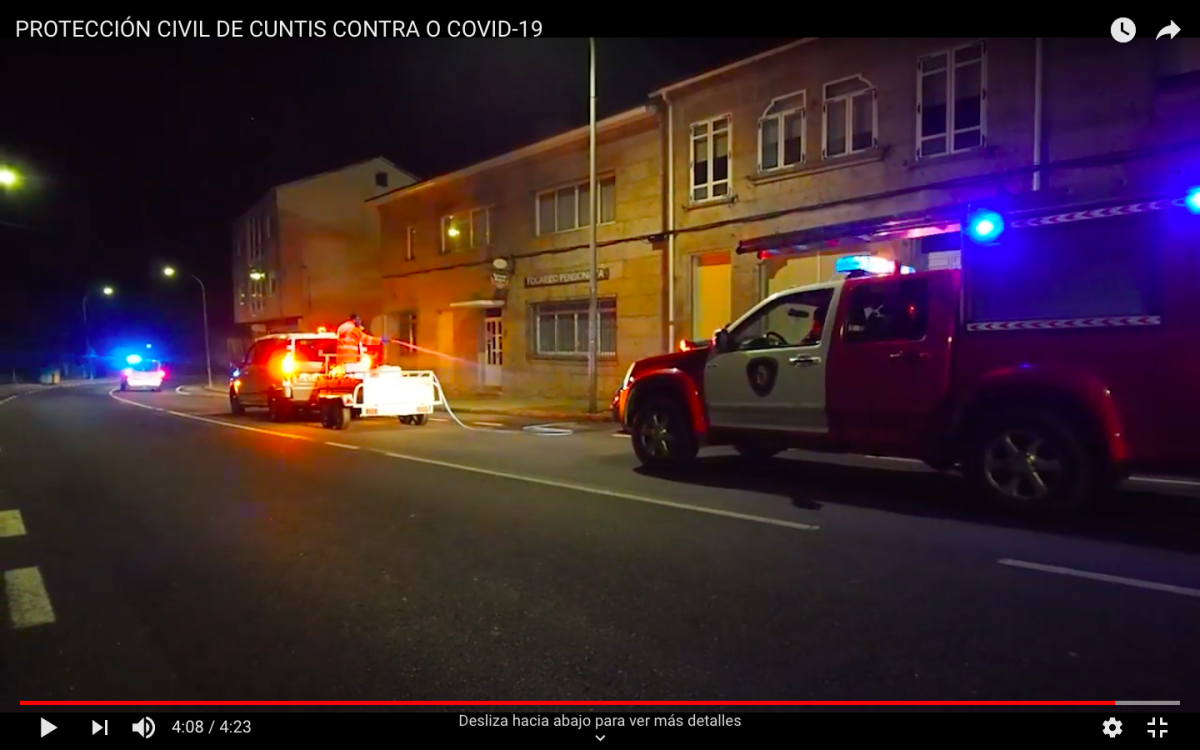 Vídeo de Protección Civil de Cuntis desinfectando las calle del municipio