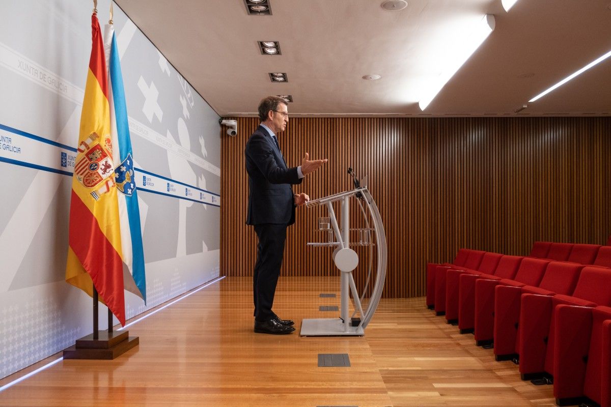 El presidente de la Xunta, Alberto Núñez Feijoo, anuncia la declaración de luto oficial durante el mes de mayo por las víctimas del coronavirus