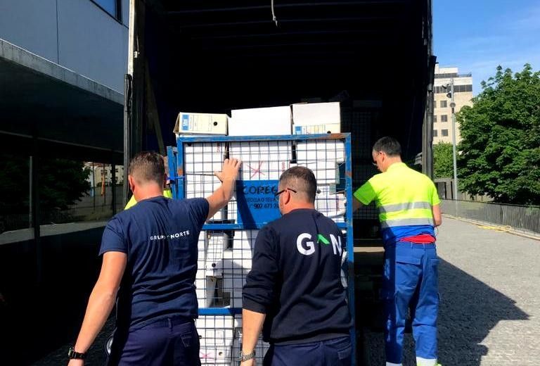Retirada de expedientes xudiciais do edificio da Xunta