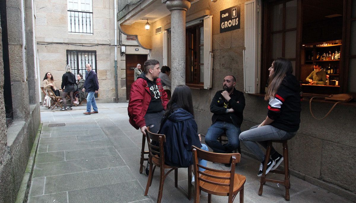 Segundo día de terrazas na fase 1 da desescalada pola pandemia do coronavirus